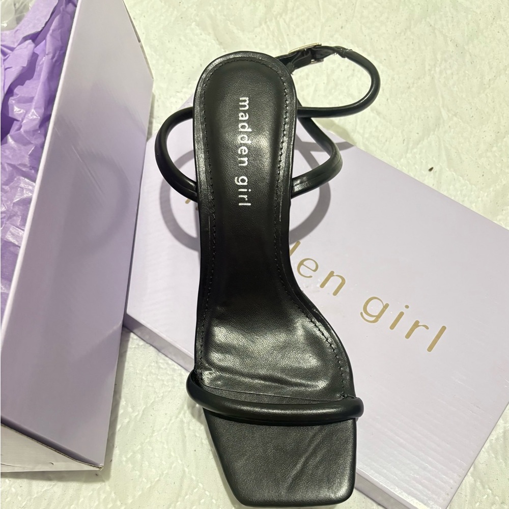 Madden Girl Black Strappy Sandals
